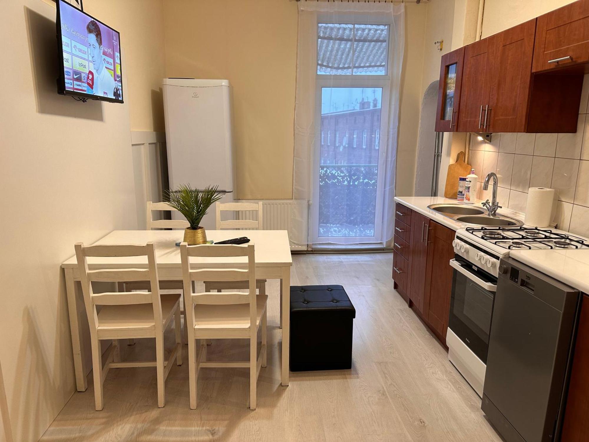 Apartamenty Ktw Central Station Katowice Buitenkant foto