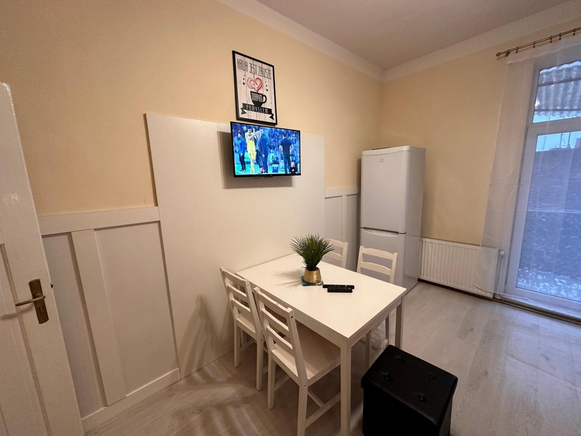 Apartamenty Ktw Central Station Katowice Buitenkant foto