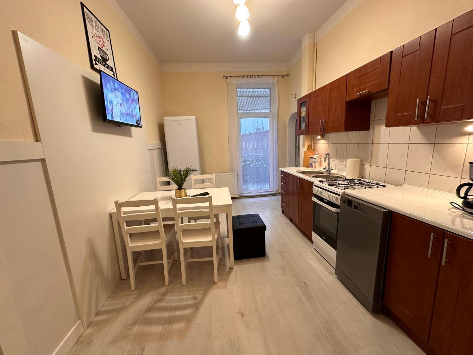 Apartamenty Ktw Central Station Katowice Buitenkant foto